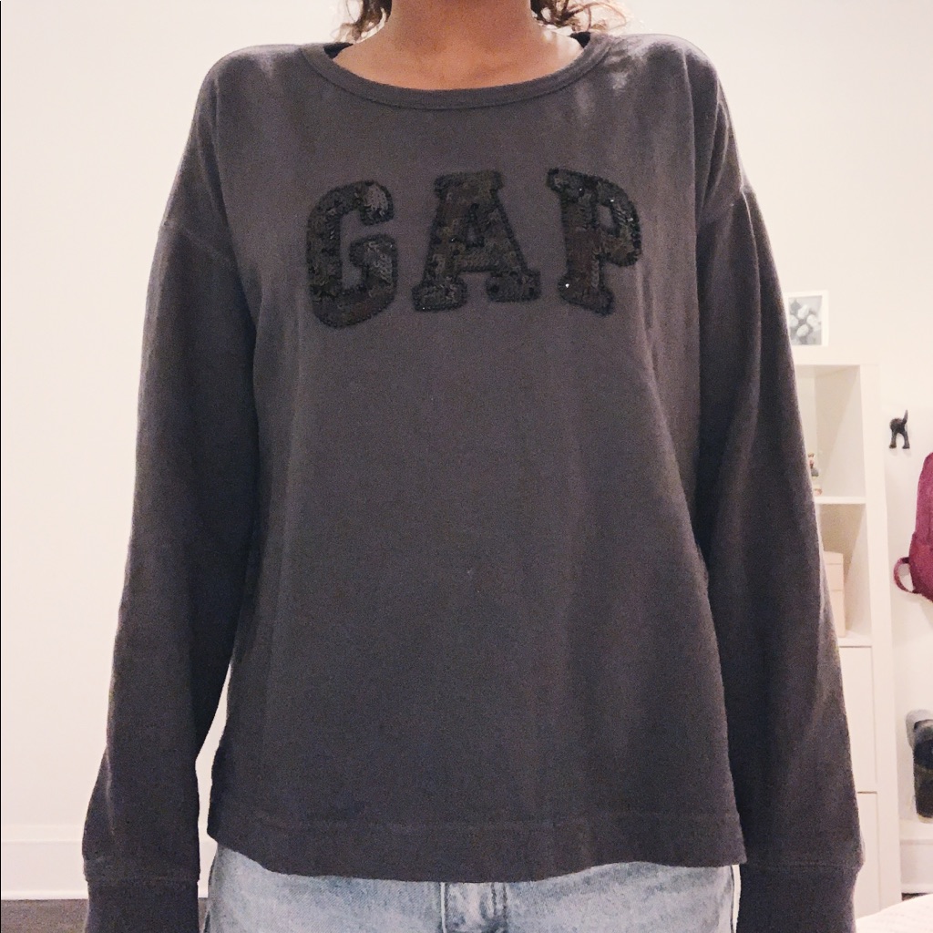 Gap Sweatshirt Pullover!!